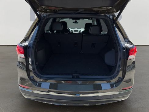 Used 2023 Chevrolet Equinox RS AWD/4WD image 14