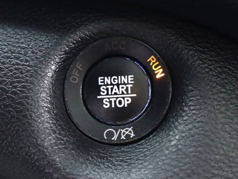 Used 2020 Jeep Cherokee Limited AWD/4WD image 30