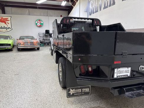 Used 2022 Chevrolet Silverado 3500 W/T w/ WT Convenience Package image 9