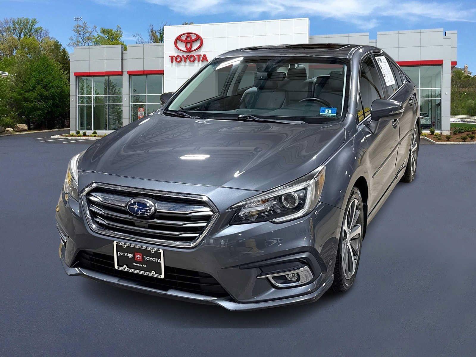 Used 2018 Subaru Legacy 2.5i Limited AWD/4WD image 1