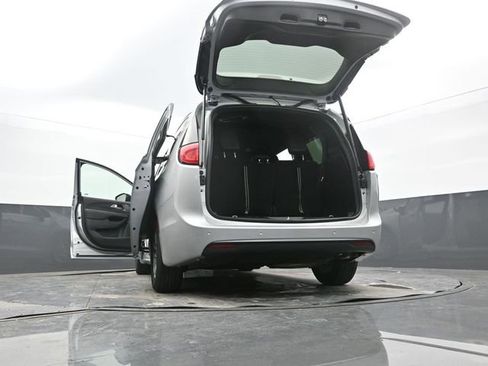 New 2026 Chrysler Voyager LX image 65