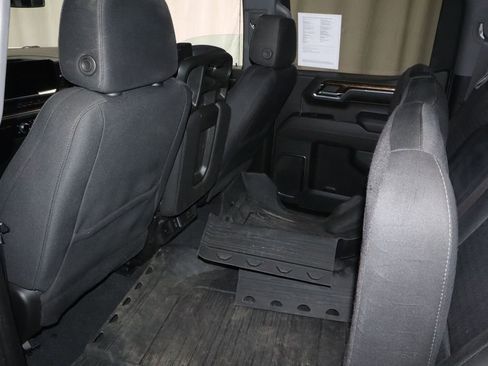 Used 2023 GMC Sierra 1500 SLE image 21