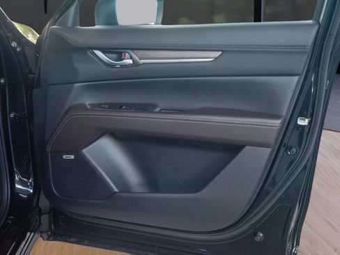 Used 2025 MAZDA CX-5 Signature image 31