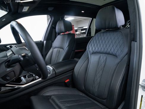 Used 2025 BMW ALPINA XB7 image 20