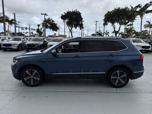 Used 2018 Volkswagen Tiguan SE AWD/4WD image 11
