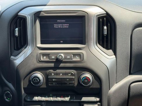 Used 2025 Chevrolet Silverado 1500 Custom w/ Turbomax Blackout Package AWD/4WD image 13