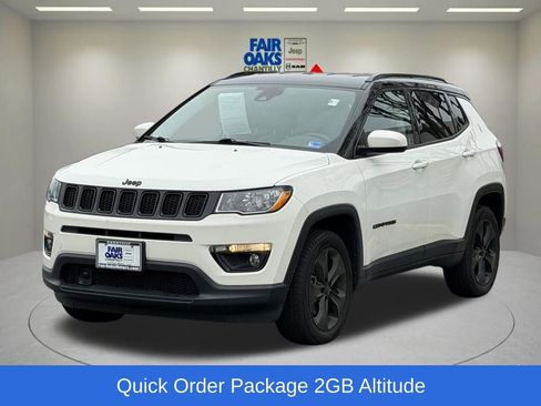 Certified 2020 Jeep Compass Latitude AWD/4WD image 3