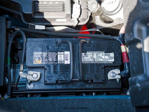 Used 2013 Dodge Challenger SRT8 w/ Harman Kardon Audio Group RWD image 34