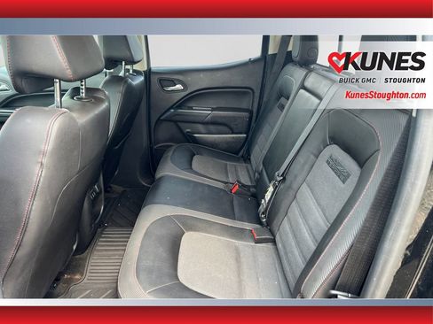 Used 2016 GMC Canyon SLE w/ All Terrain Adventure Package AWD/4WD image 29