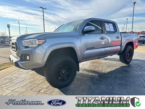 Used 2020 Toyota Tacoma SR5 image 1