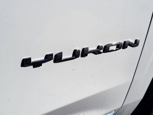 Used 2023 GMC Yukon SLT image 8