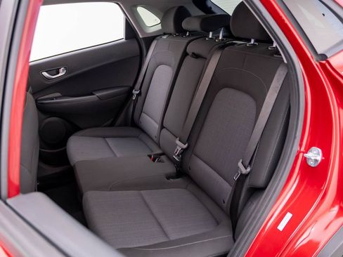 Used 2022 Hyundai Kona SEL w/ Convenience Package image 17