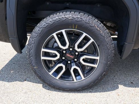 New 2026 GMC Sierra 1500 AT4 w/ AT4 Premium Package AWD/4WD image 33