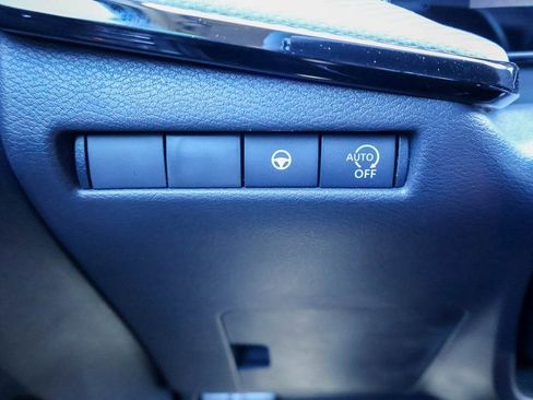 New 2026 Nissan Kicks SR image 15