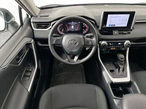 Used 2025 Toyota RAV4 LE image 12