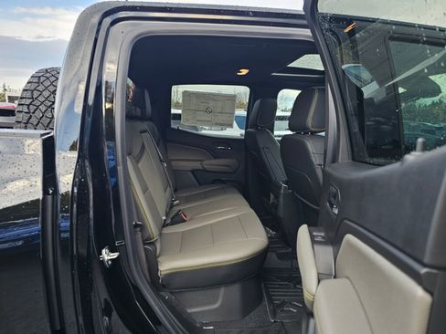 New 2025 Chevrolet Colorado ZR2 w/ ZR2 Bison Edition image 30