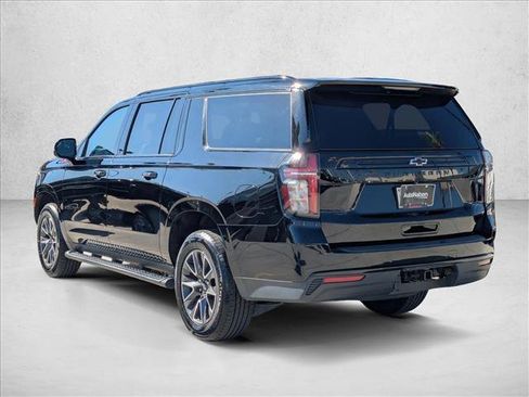Used 2023 Chevrolet Suburban Z71 w/ Luxury Package image 8