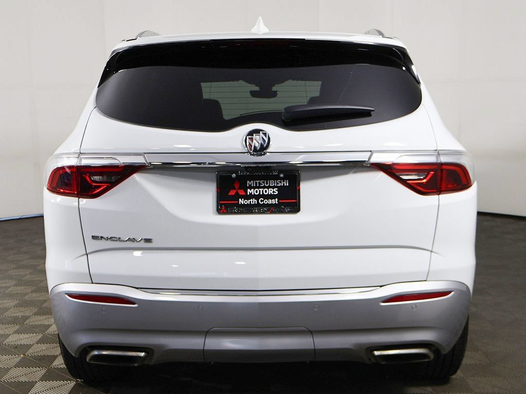 Used 2024 Buick Enclave Premium FWD image 15