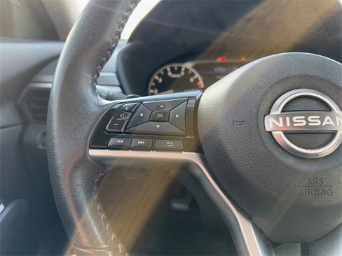 Used 2024 Nissan Altima 2.5 SR image 14