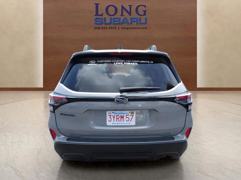 Certified 2025 Subaru Forester Limited image 5