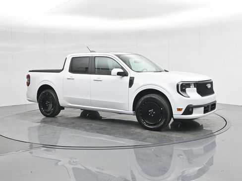 New 2025 Ford Maverick Lobo image 24