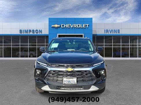 Used 2025 Chevrolet Blazer LT w/ Convenience Package image 3