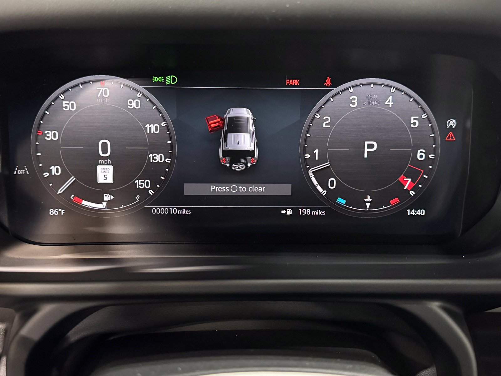 New 2026 Land Rover Defender 110 X-Dynamic SE AWD/4WD image 21