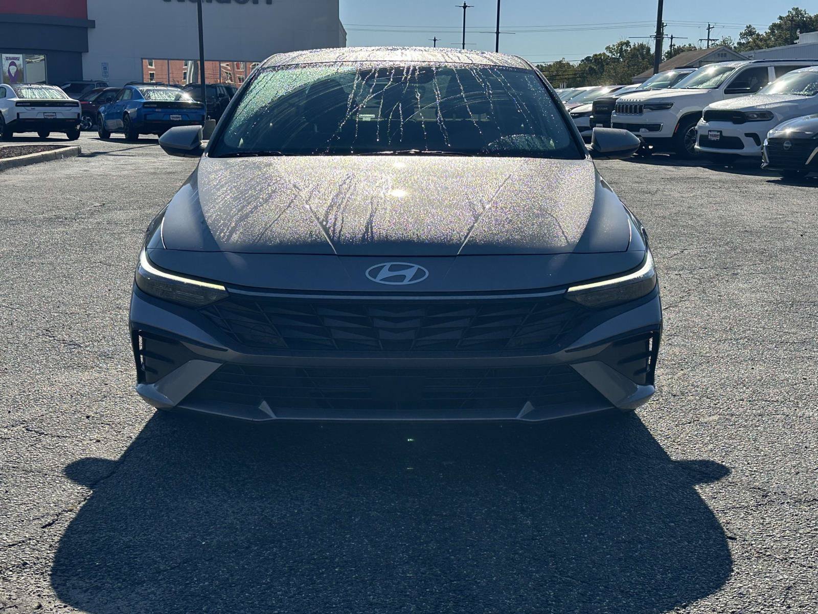 Used 2025 Hyundai Elantra SEL FWD image 2
