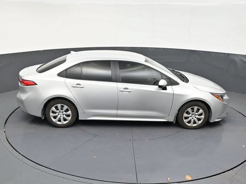 Used 2024 Toyota Corolla LE FWD image 17