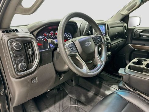Used 2020 Chevrolet Silverado 1500 RST w/ RST Value Package RWD image 9