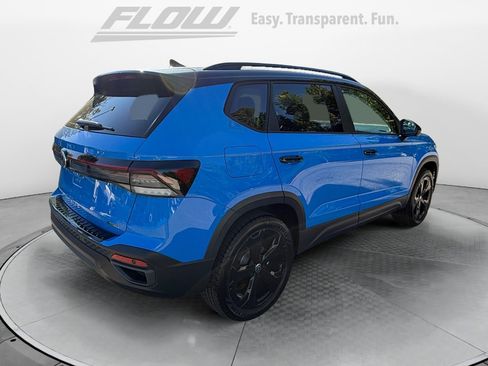New 2026 Volkswagen Taos SE AWD/4WD image 7