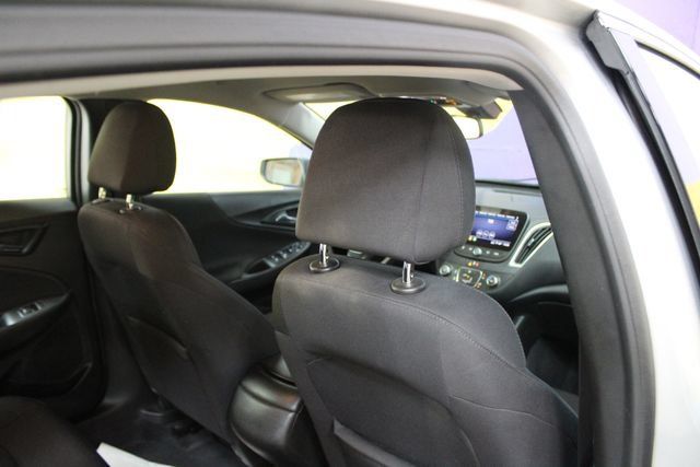 Used 2022 Chevrolet Malibu LS FWD image 12