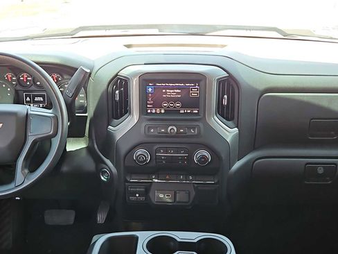 Used 2026 Chevrolet Silverado 2500 Custom w/ Z71 Off-Road Package AWD/4WD image 14