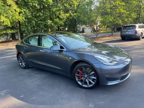 Used 2018 Tesla Model 3 Long Range AWD/4WD image 6