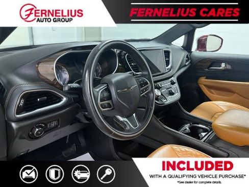 Used 2021 Chrysler Pacifica Pinnacle AWD/4WD image 35