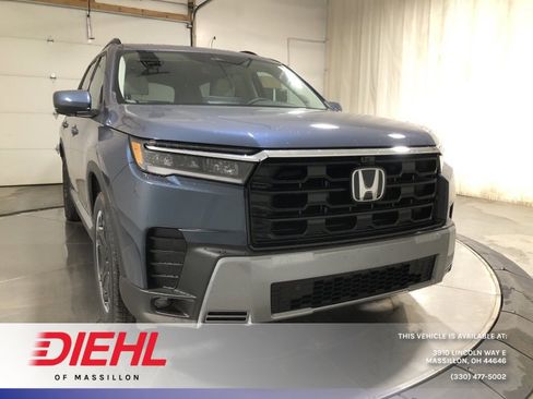 New 2026 Honda Pilot Touring image 1