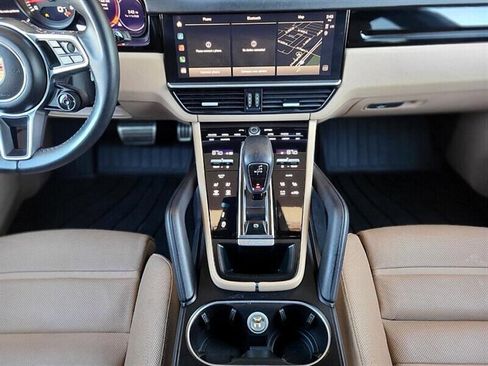 Used 2023 Porsche Cayenne S w/ Premium Package Plus image 21