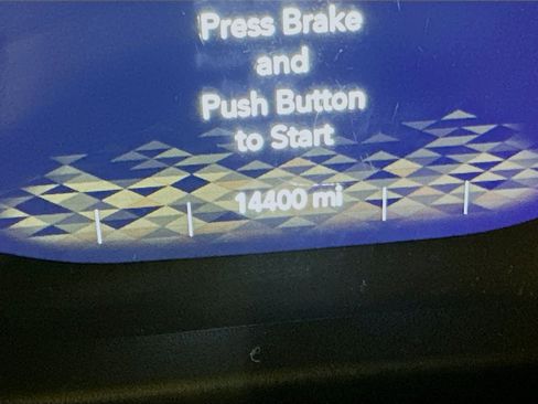 Used 2023 Jeep Wrangler Sahara image 19