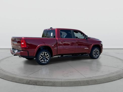 Used 2025 RAM 1500 Laramie w/ Sport Appearance Package AWD/4WD image 8