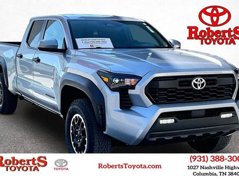 Certified 2025 Toyota Tacoma TRD Off-Road image 1