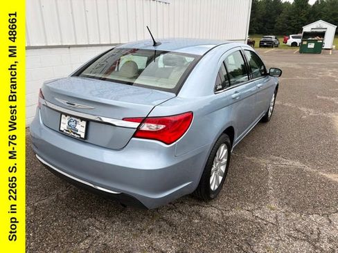 Used 2013 Chrysler 200 Touring FWD image 11