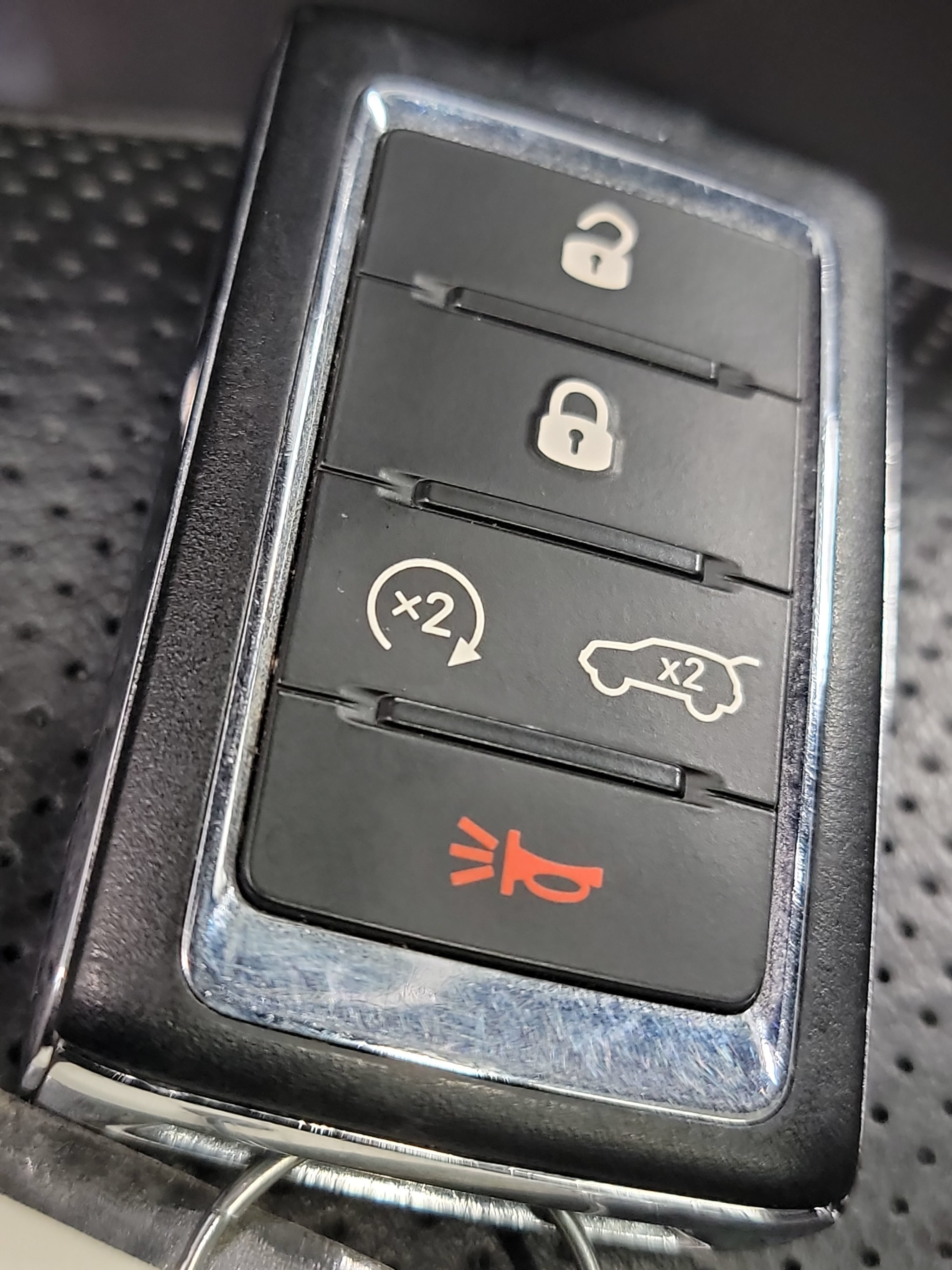 Used 2023 Jeep Grand Cherokee L Overland AWD/4WD image 32