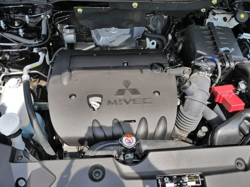 Used 2025 Mitsubishi Outlander Sport ES AWD/4WD image 30