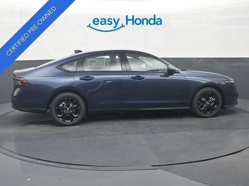 Used 2025 Honda Accord SE image 8