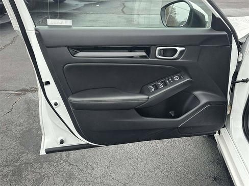 Certified 2022 Honda Civic EX-L image 5