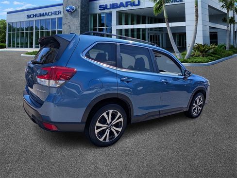 Used 2022 Subaru Forester Limited image 7