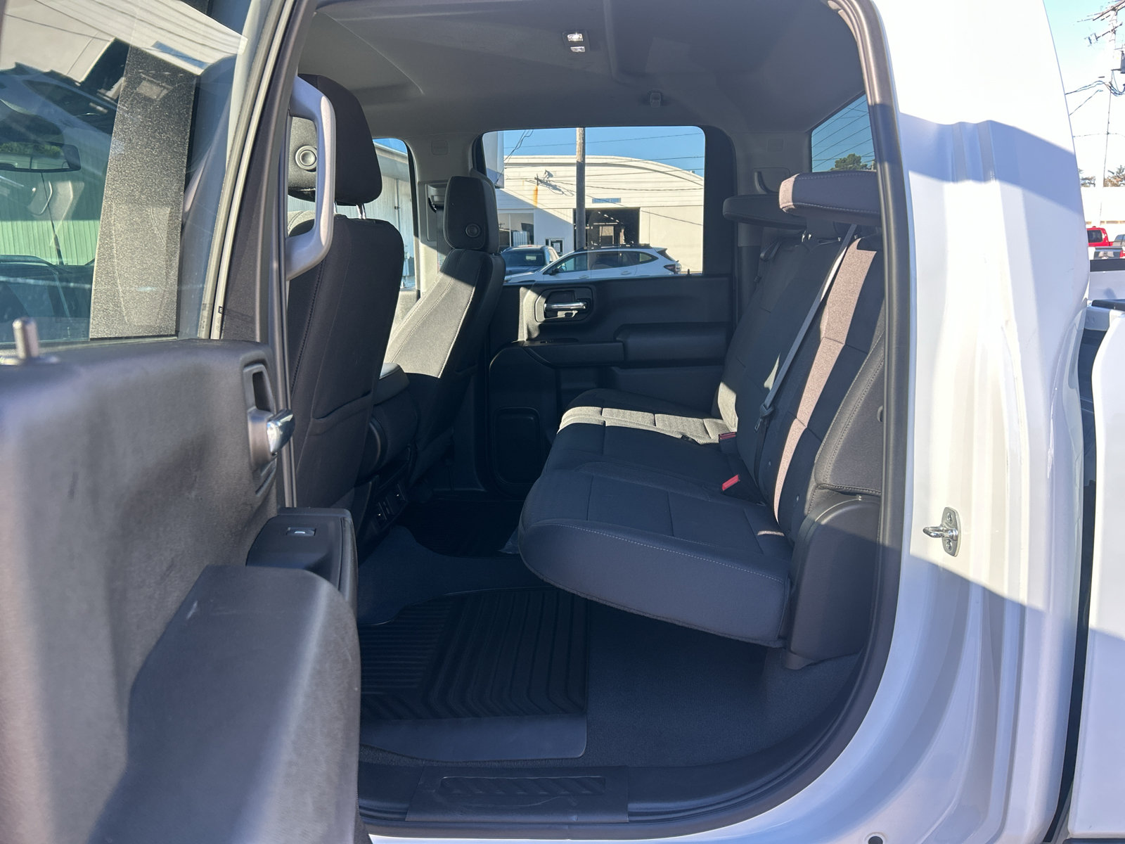 Used 2025 Chevrolet Silverado 2500 Custom w/ Custom Value Package AWD/4WD image 31