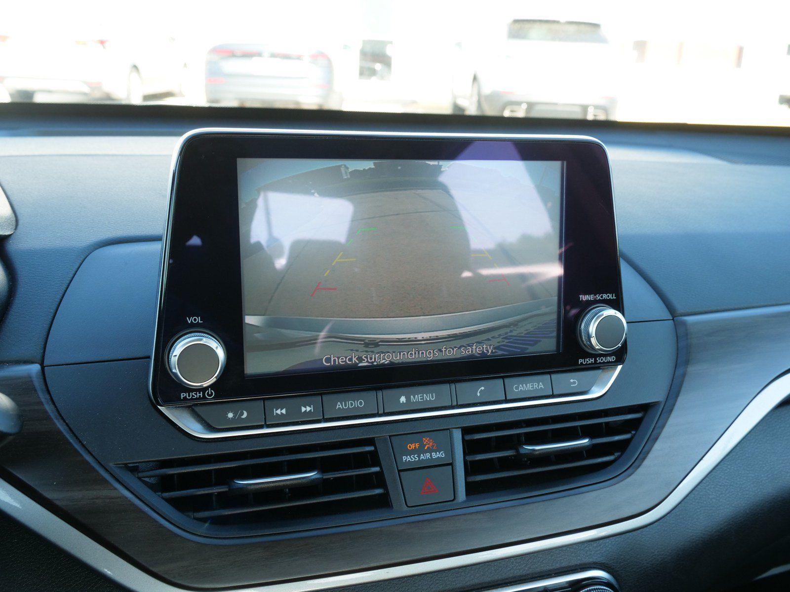 Used 2024 Nissan Altima 2.5 SV FWD image 24