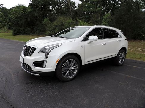 New 2026 Cadillac XT5 Premium Luxury image 1