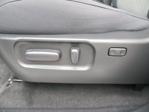 Used 2021 Toyota Tacoma TRD Sport image 14